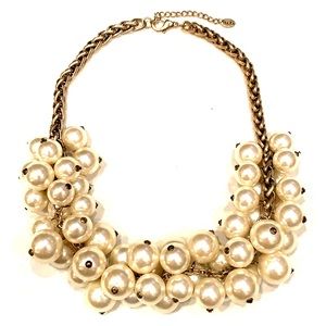 Zara Jewelry - Zara bib pearl necklace Zara Jewelry - Zara bib pearl necklace